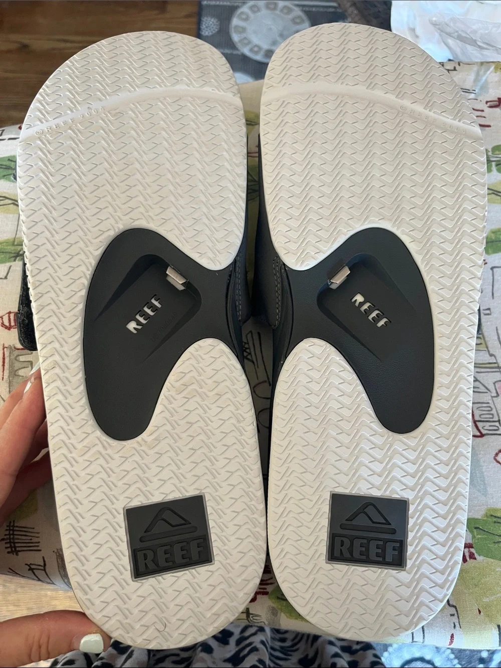 Reef Men’s Fanning, Shadow Grey Slide Sandals